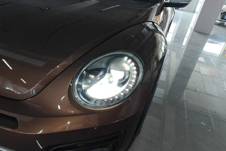 Used Volkswagen Beetle 2016 180TSI Dune Off-Road Edition Left Front Headlight