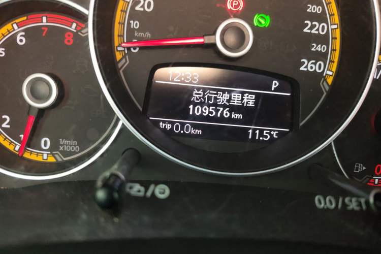 Used Volkswagen Beetle 2016 180TSI Dune Off-Road Edition Odometer Close Up