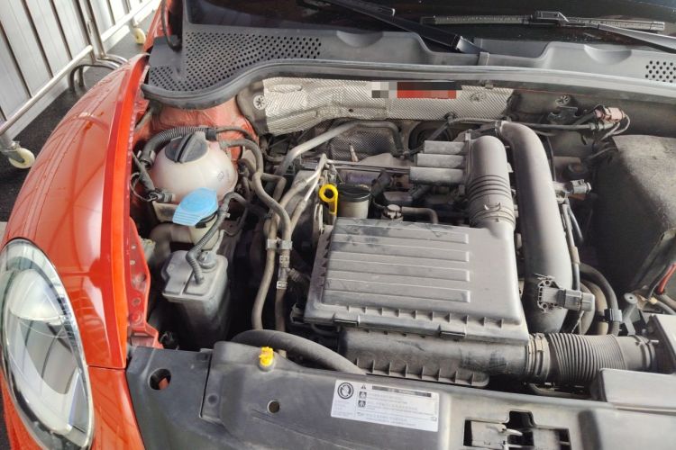 Used Volkswagen Beetle 2016 180TSI Club Edition Engine Bay Right