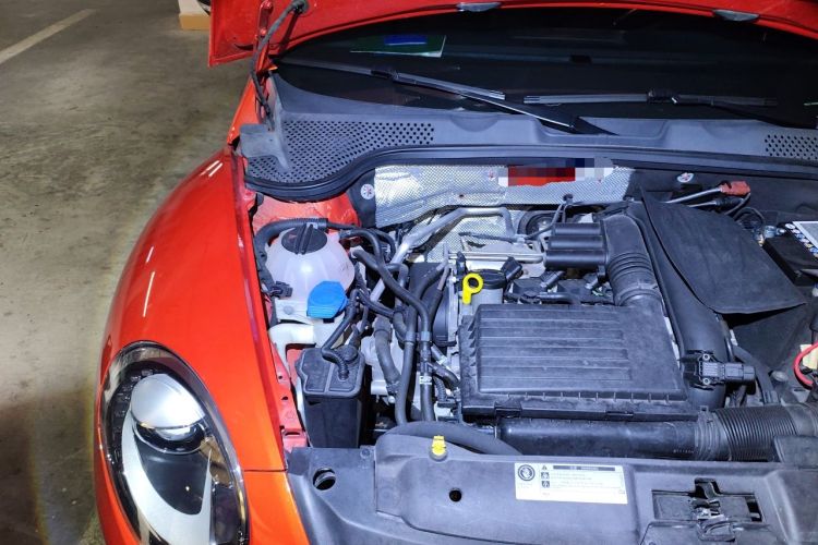 Used Volkswagen Beetle 2016 180TSI Club Edition Engine Bay Right