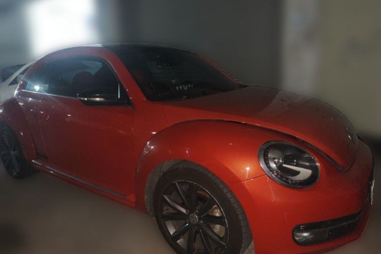 Used Volkswagen Beetle 2016 180TSI Dune Off-Road Edition Front Right 45 Deg