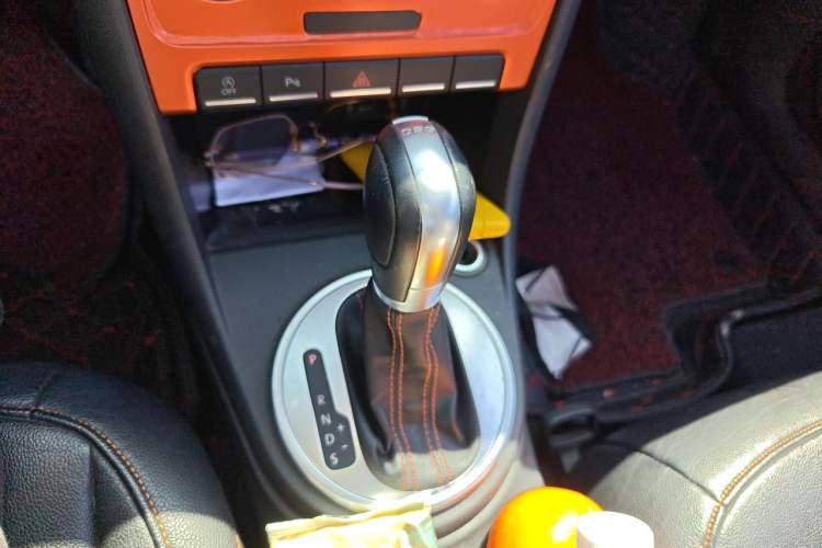 Used Volkswagen Beetle 2016 180TSI Club Edition Gear Lever