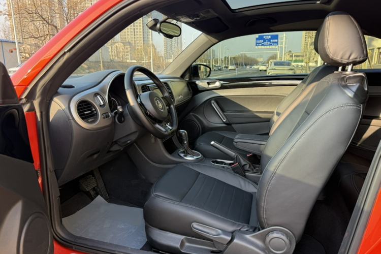 Used Volkswagen Beetle 2016 180TSI Club Edition Interior 6