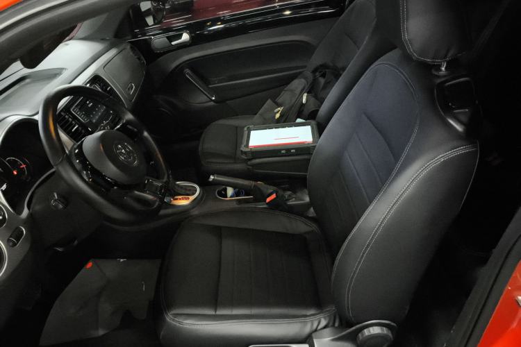 Used Volkswagen Beetle 2016 180TSI Club Edition Left Front Seat