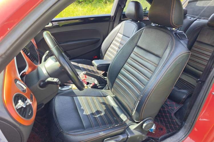 Used Volkswagen Beetle 2016 180TSI Club Edition Left Front Seat