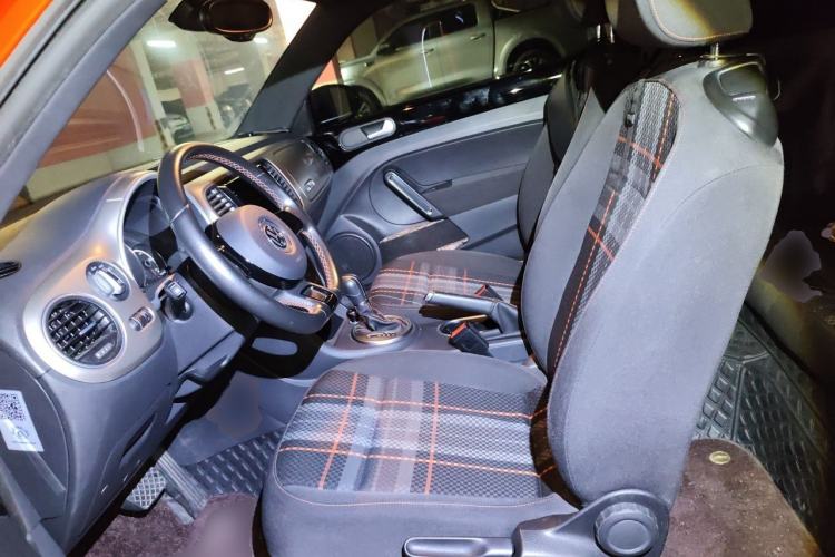 Used Volkswagen Beetle 2016 180TSI Club Edition Left Front Seat