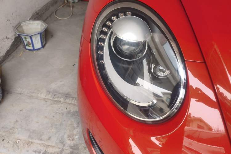 Used Volkswagen Beetle 2016 180TSI Club Edition Right Front Headlight