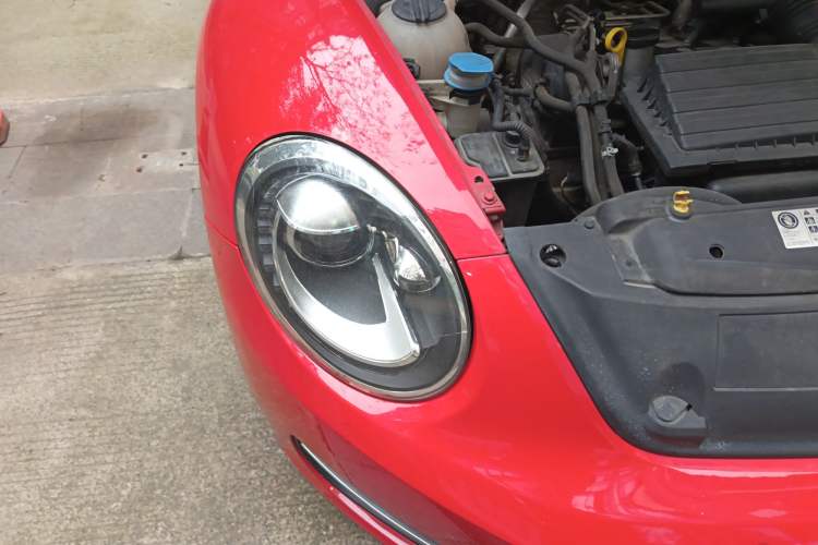 Used Volkswagen Beetle 2016 180TSI Club Edition Right Front Headlight