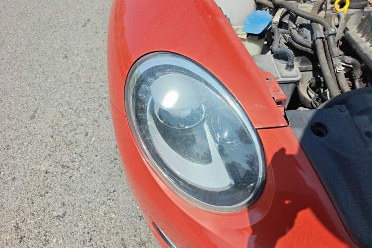 Used Volkswagen Beetle 2016 180TSI Club Edition Right Front Headlight