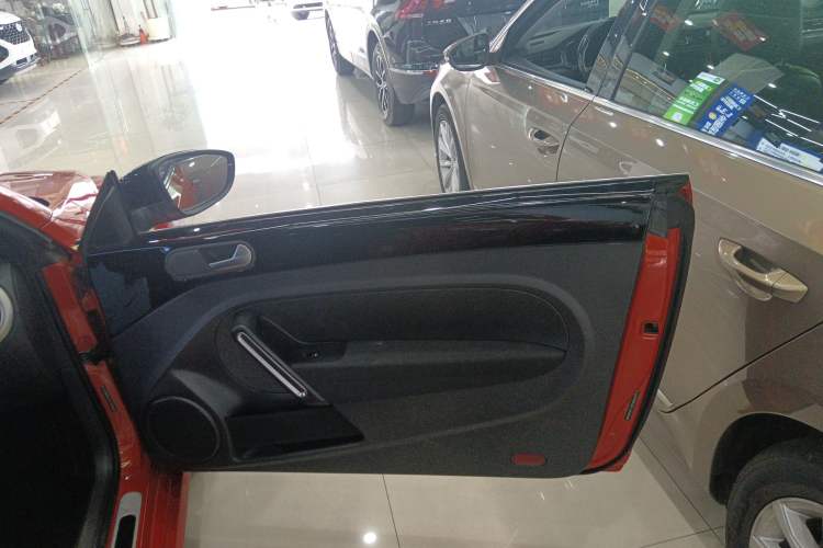 Used Volkswagen Beetle 2016 180TSI Club Edition Right Rear Door Interior
