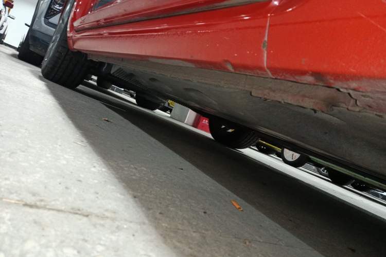 Used Volkswagen Beetle 2016 180TSI Club Edition Right Side Sill