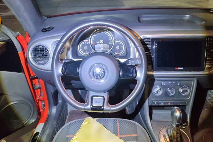 Used Volkswagen Beetle 2016 180TSI Club Edition Steering Wheel