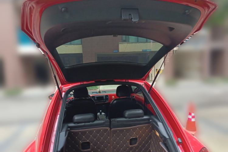 Used Volkswagen Beetle 2016 180TSI Club Edition Trunk