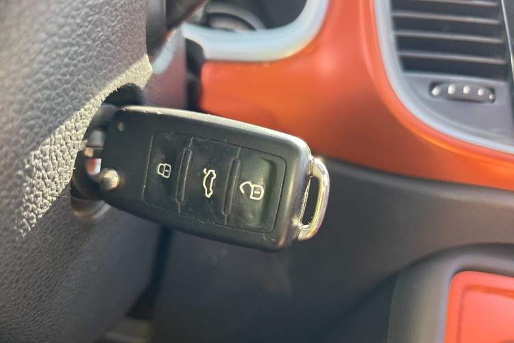 Used Volkswagen Beetle 2016 180TSI Club Edition Vehicle Key