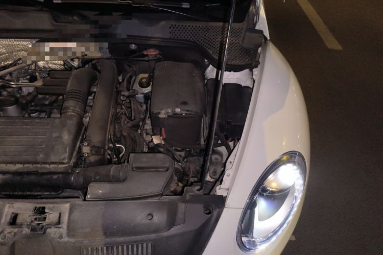 Used Volkswagen Beetle 2016 180TSI Club Edition Engine Bay Left