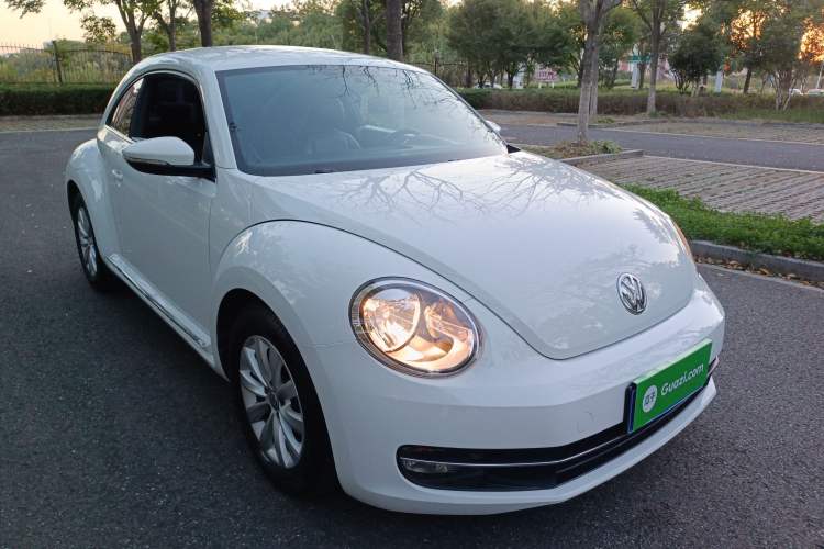 Used Volkswagen Beetle 2016 180TSI Club Edition Front Right 45 Deg