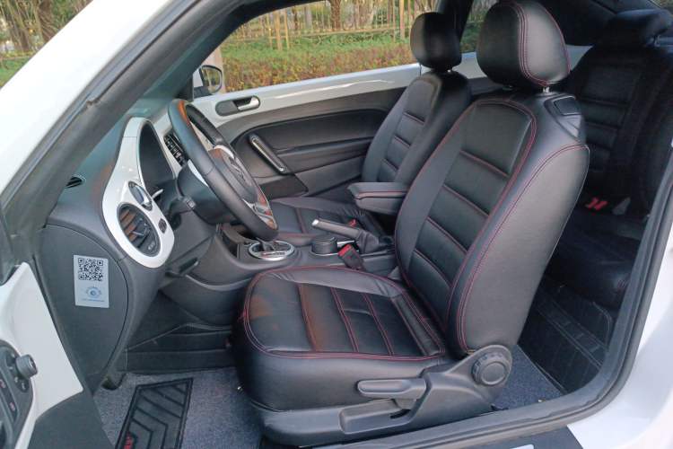 Used Volkswagen Beetle 2016 180TSI Club Edition Left Front Seat