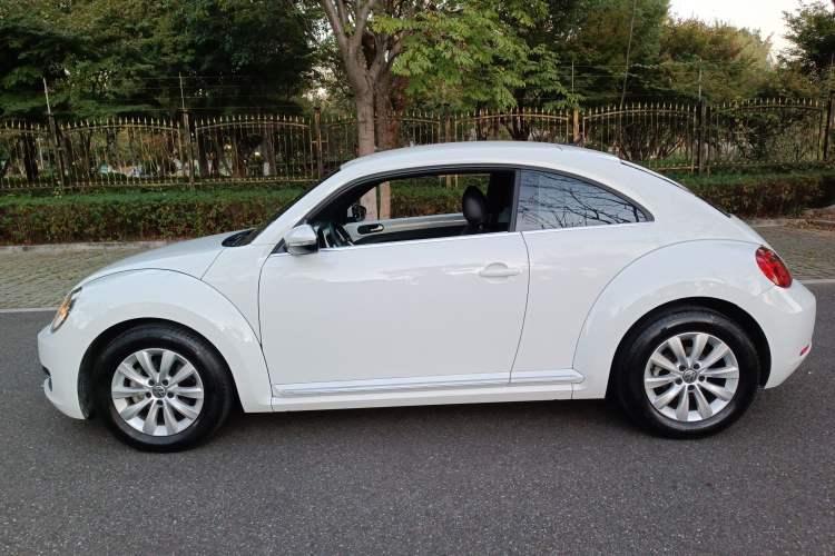 Used Volkswagen Beetle 2016 180TSI Club Edition Left Side