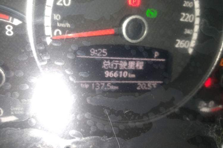Used Volkswagen Beetle 2016 180TSI Club Edition Odometer Close Up