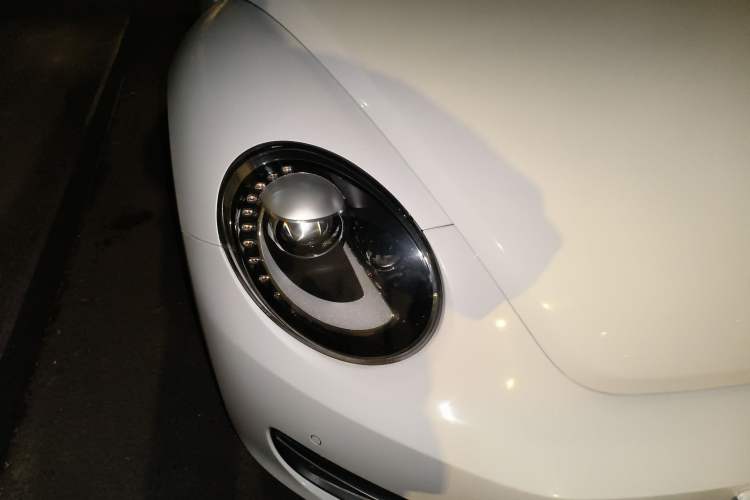 Used Volkswagen Beetle 2016 180TSI Club Edition Right Front Headlight