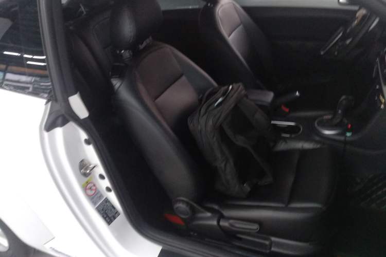 Used Volkswagen Beetle 2016 180TSI Club Edition Right Front Seat