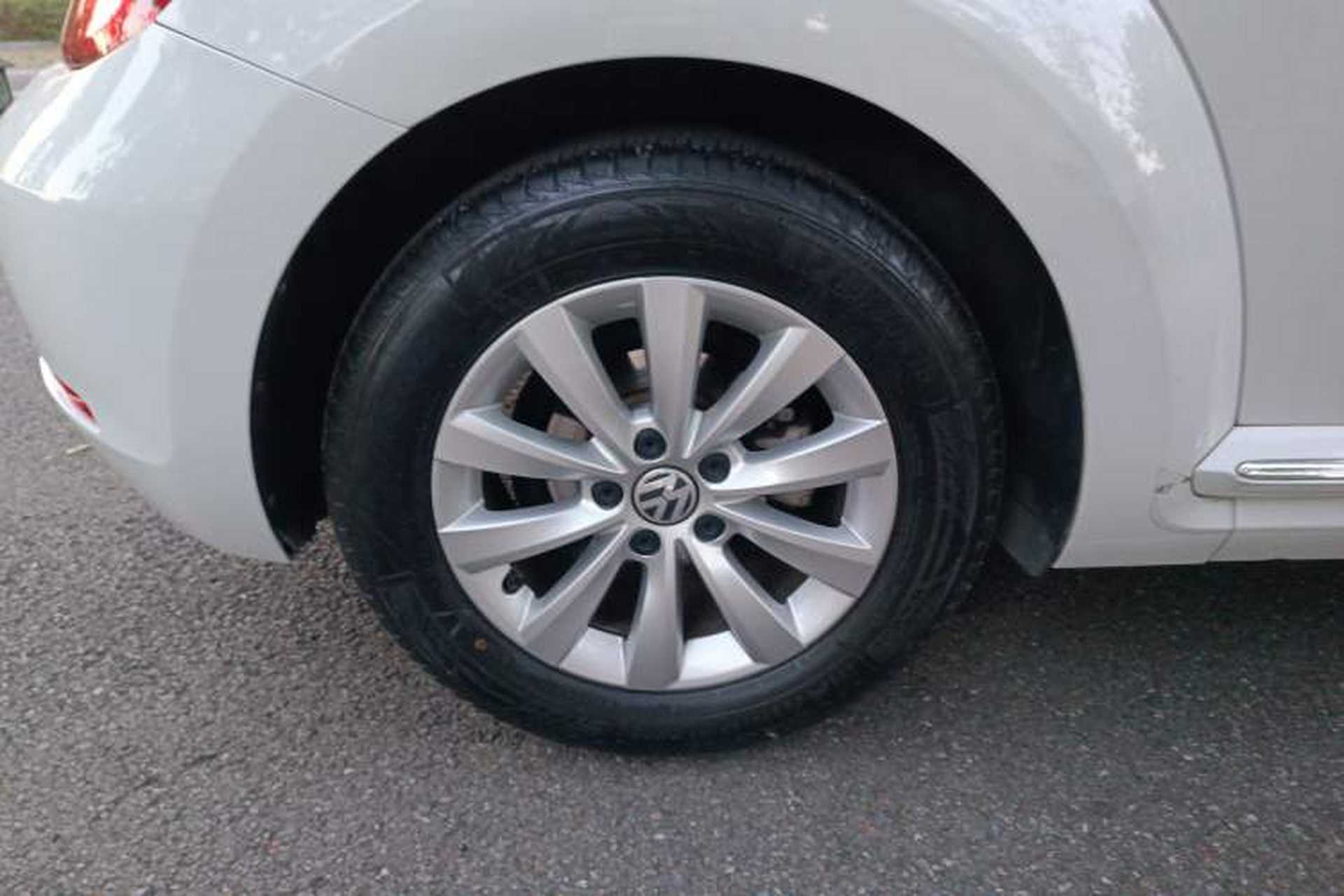 Used Volkswagen Beetle 2016 180TSI Club Edition Right Rear Wheel Hub