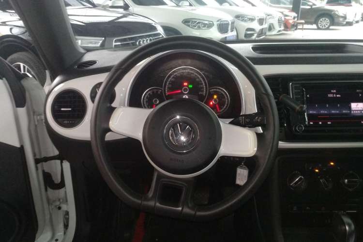 Used Volkswagen Beetle 2016 180TSI Club Edition Steering Wheel