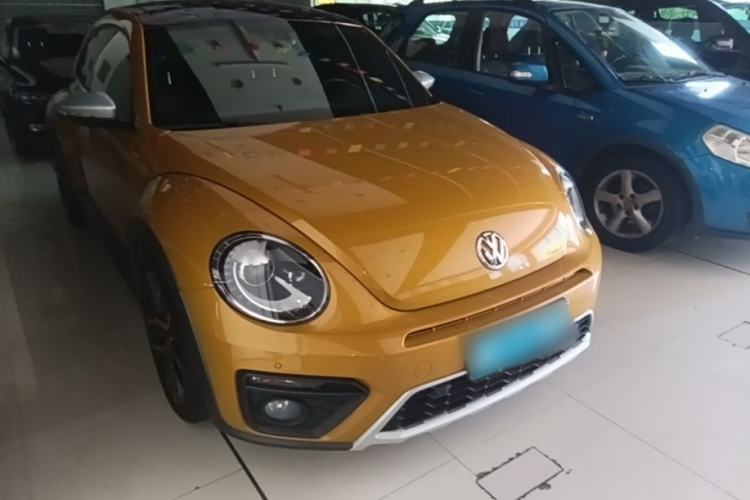 Used Volkswagen Beetle 2016 180TSI Dune Off-Road Edition Front Right 45 Deg