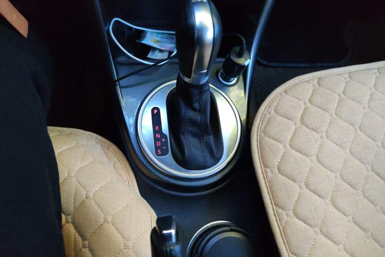 Used Volkswagen Beetle 2016 280TSI Dune Off-Road Edition Gear Lever