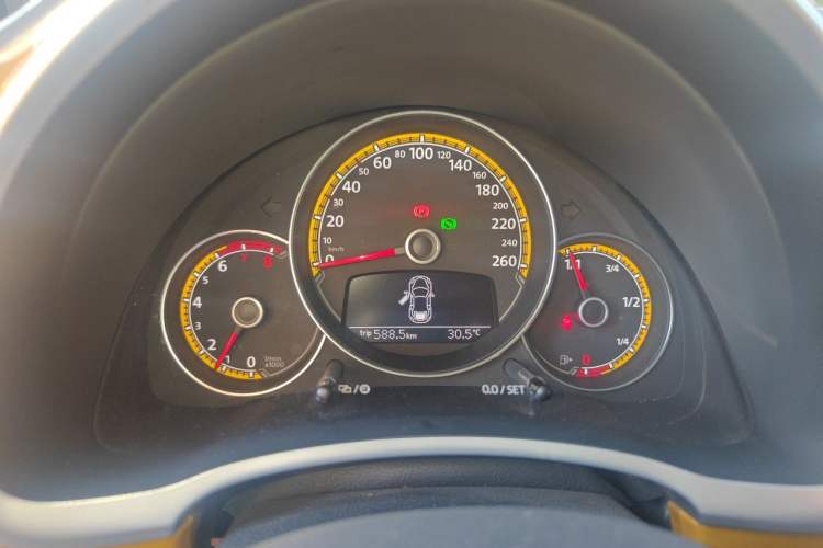 Used Volkswagen Beetle 2016 180TSI Dune Off-Road Edition Instrument Cluster