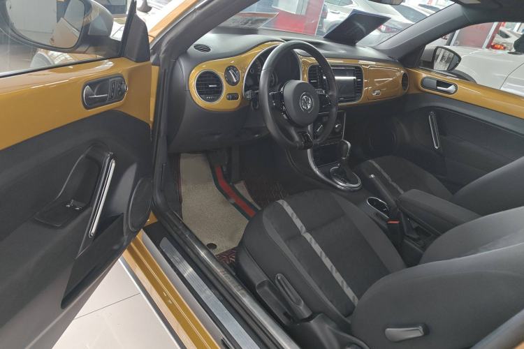 Used Volkswagen Beetle 2016 180TSI Dune Off-Road Edition Interior 2