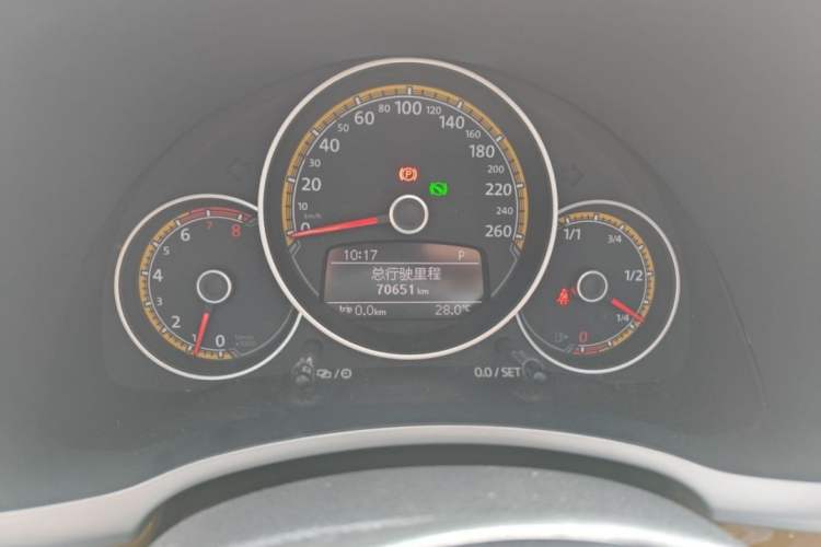 Used Volkswagen Beetle 2016 180TSI Dune Off-Road Edition Odometer Close Up