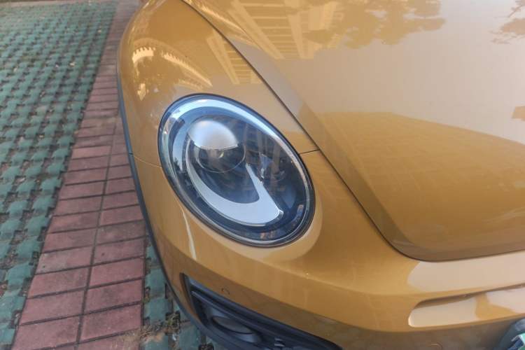 Used Volkswagen Beetle 2016 180TSI Dune Off-Road Edition Right Front Headlight