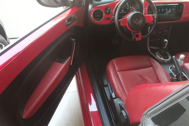 Used Volkswagen Beetle 2017 180TSI Yile Edition Interior 3