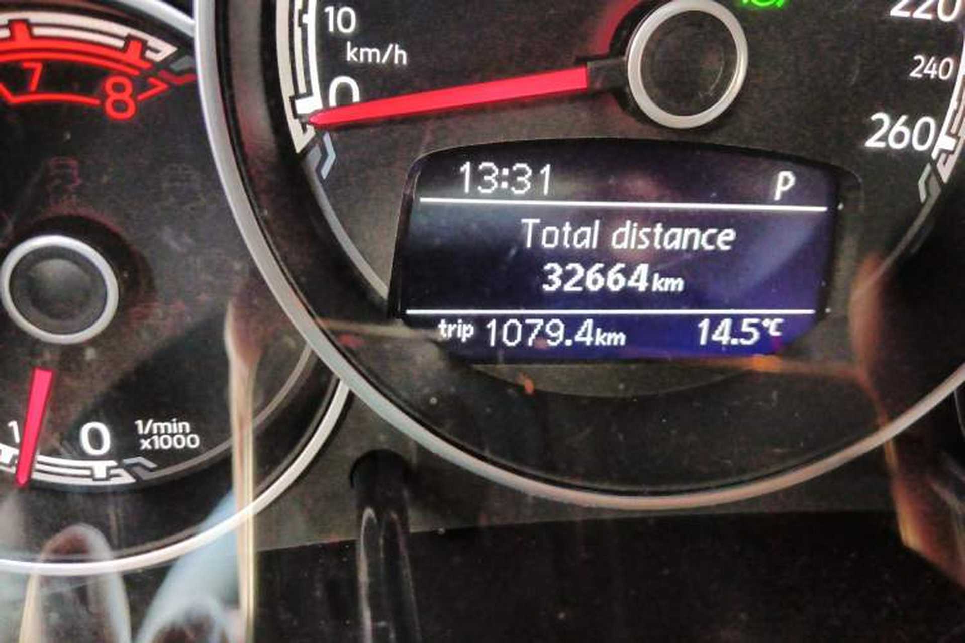 Used Volkswagen Beetle 2017 180TSI Shangle Edition Odometer Close Up