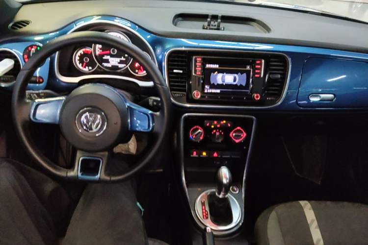 Used Volkswagen Beetle 2017 180TSI Shangle Edition Center Console