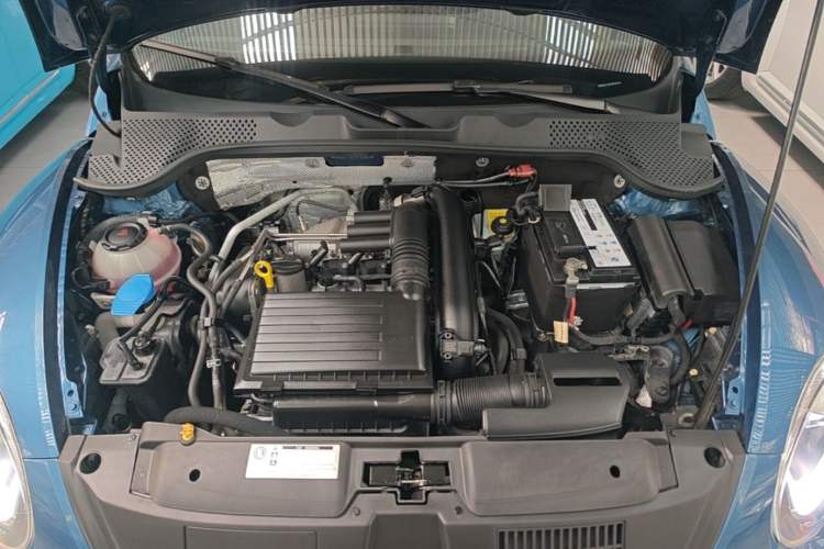 Used Volkswagen Beetle 2017 180TSI Shangle Edition Engine Bay