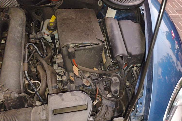 Used Volkswagen Beetle 2017 280TSI ZhiLe Edition Engine Bay Left