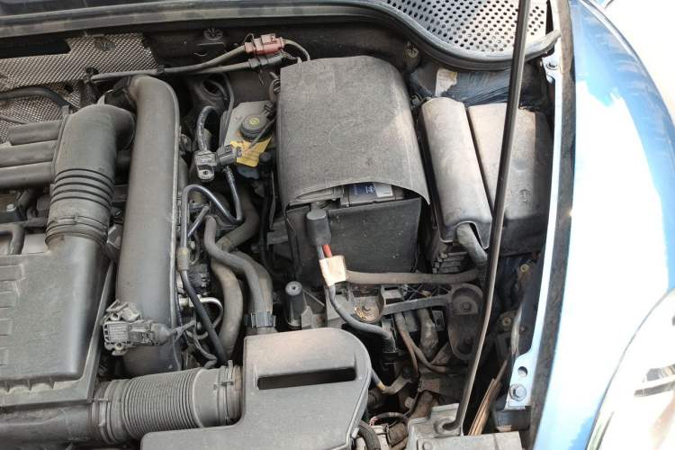 Used Volkswagen Beetle 2017 180TSI Yile Edition Engine Bay Left