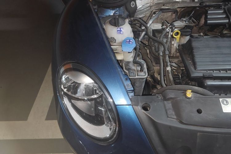 Used Volkswagen Beetle 2017 180TSI Yile Edition Engine Bay Right