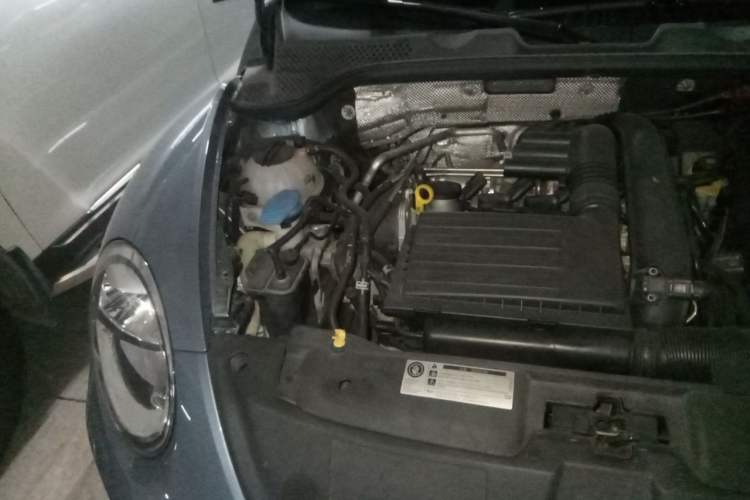 Used Volkswagen Beetle 2017 180TSI Yile Edition Engine Bay Right