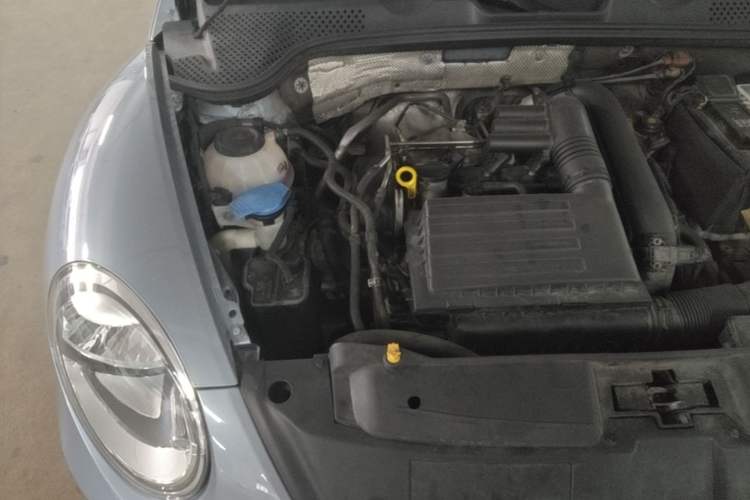 Used Volkswagen Beetle 2017 180TSI Yile Edition Engine Bay Right