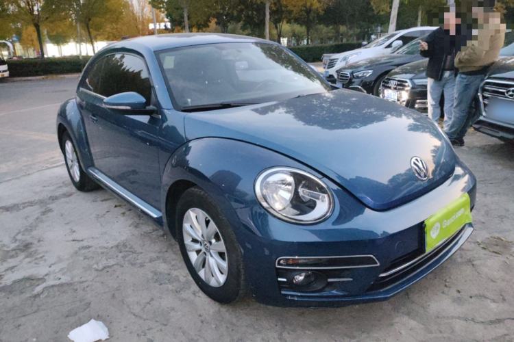 Used Volkswagen Beetle 2017 180TSI Yile Edition Front Right 45 Deg
