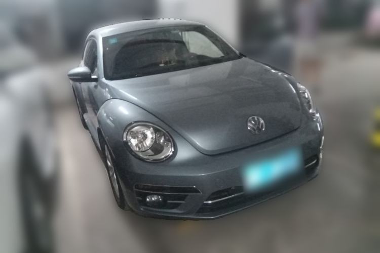 Used Volkswagen Beetle 2017 180TSI Yile Edition Front Right 45 Deg