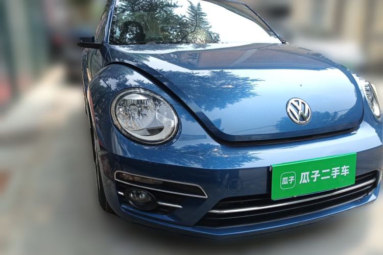 Used Volkswagen Beetle 2017 180TSI Yile Edition Front Right 45 Deg