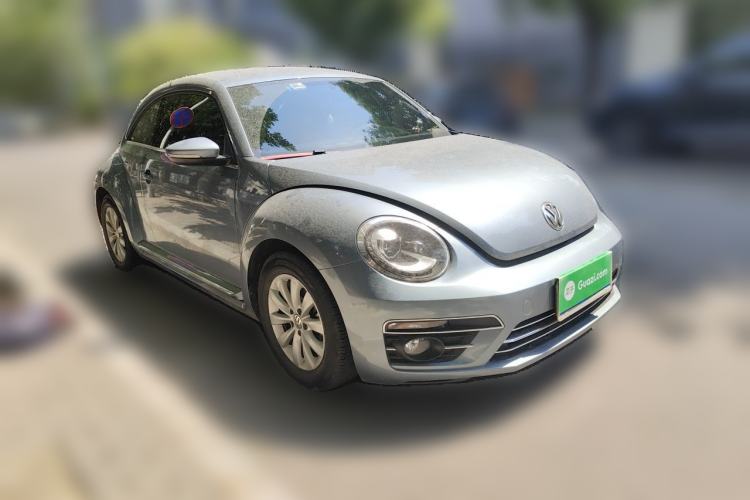 Used Volkswagen Beetle 2017 180TSI Yile Edition Front Right 45 Deg