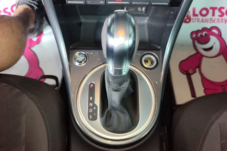 Used Volkswagen Beetle 2017 180TSI Yile Edition Gear Lever