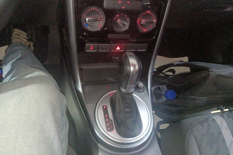 Used Volkswagen Beetle 2017 180TSI Yile Edition Gear Lever