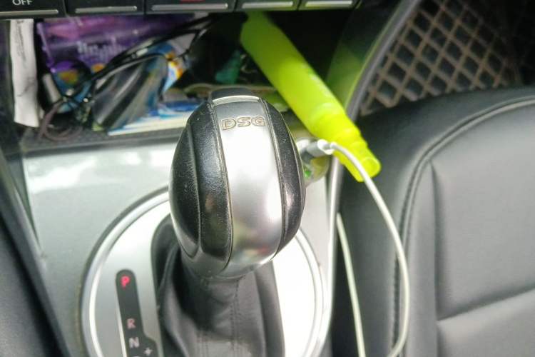Used Volkswagen Beetle 2017 180TSI Yile Edition Gear Lever
