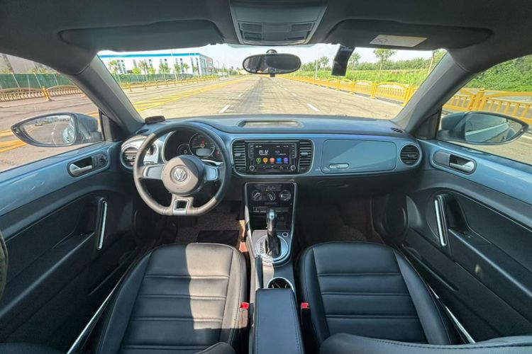 Used Volkswagen Beetle 2017 180TSI Yile Edition Interior 1
